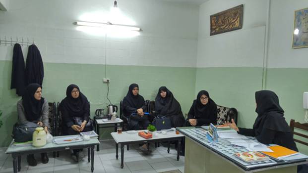 برگزاری دومین جلسه ی توجیهی جشنواره تاثریا ویژه همکاران(دبیرستان دخترانه دوره دوم شماره ۲ امام حسین (ع)-مشهد)